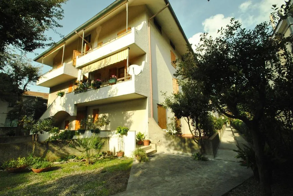 Appartamenti Pino Italico Castiglioncello Lejlighed